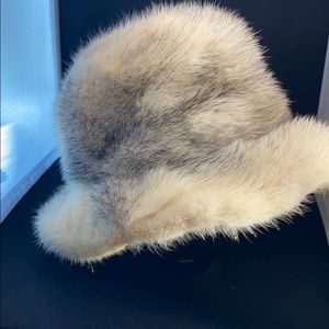 Fur hat